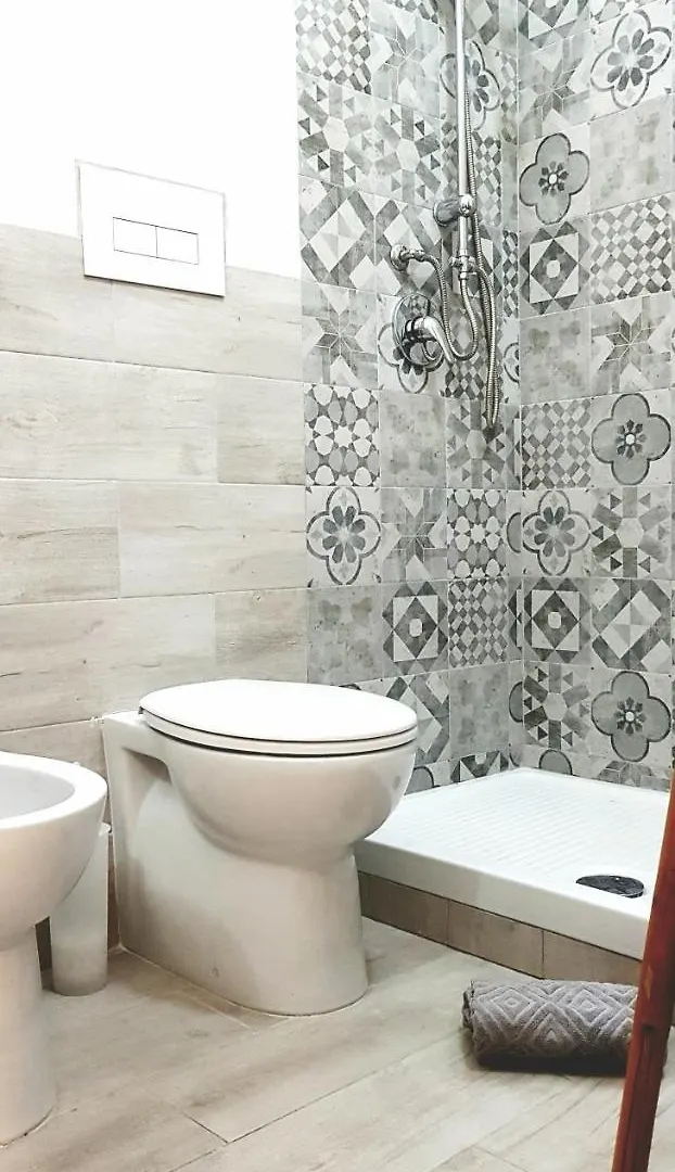 Apartament Home Lory Palerme Italie
